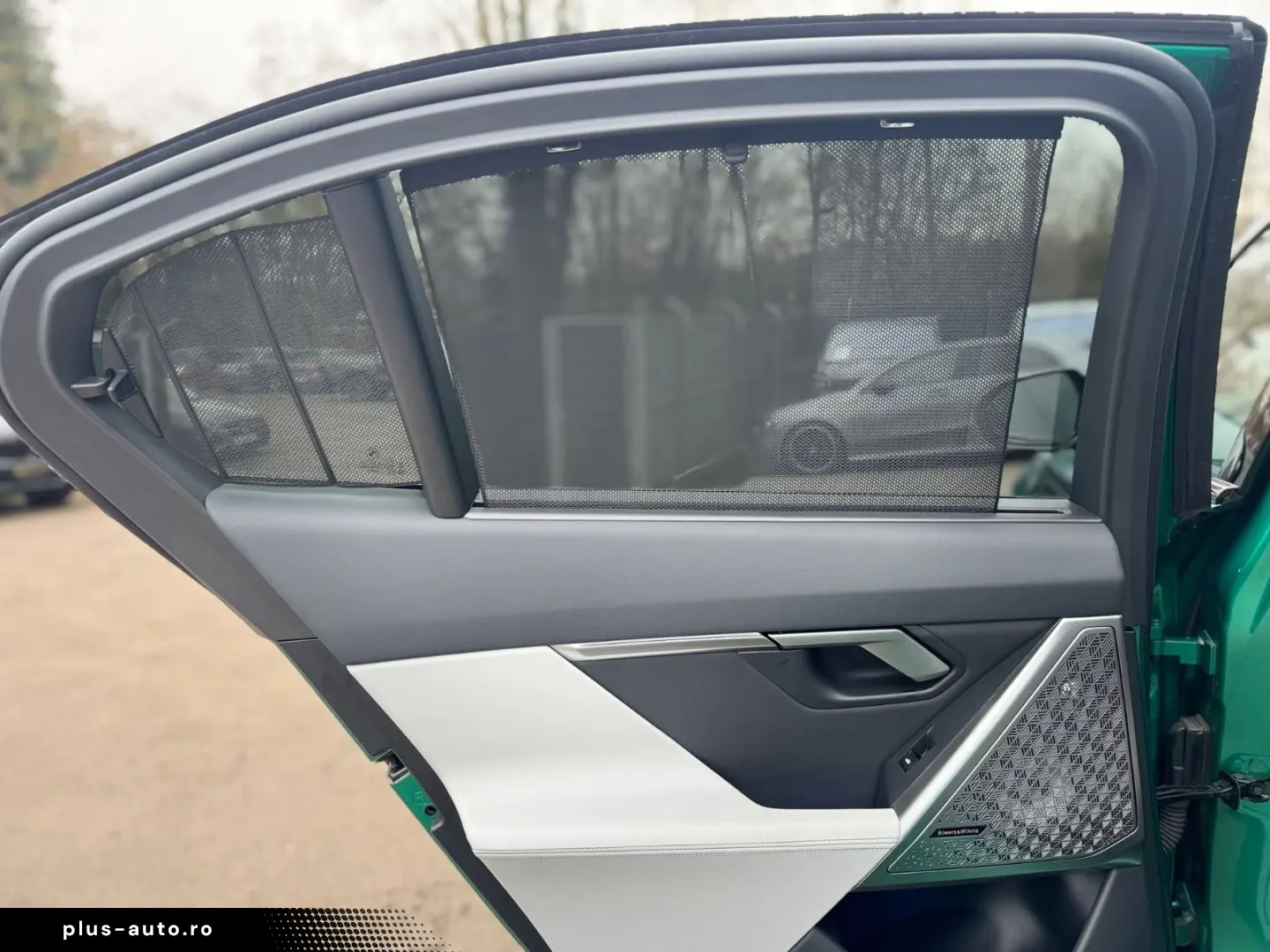 BMW M5 LIM CARBON ACC B&W 727PS