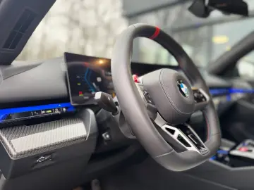 BMW M5 LIM CARBON ACC B&W 727PS