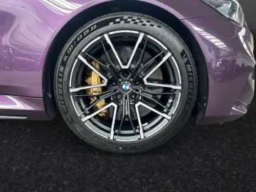 BMW M5 Limousine  Daytonaviolett  MDriver'sPackage B