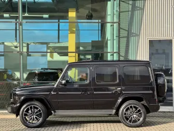 MERCEDES-BENZ G 450d AMG Multibeam Night 360 Massage Standhz