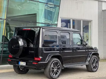 MERCEDES-BENZ G 450d AMG Multibeam Night 360 Massage Standhz