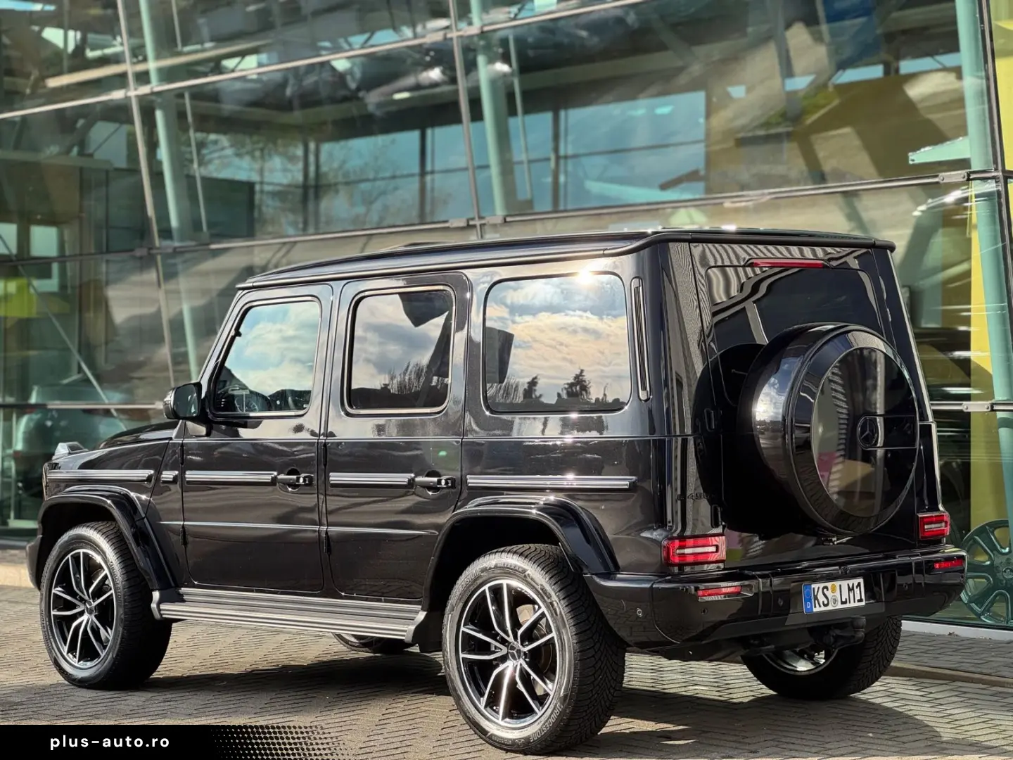MERCEDES-BENZ G 450d AMG Multibeam Night 360 Massage Standhz