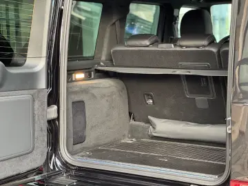 MERCEDES-BENZ G 450d AMG Multibeam Night 360 Massage Standhz