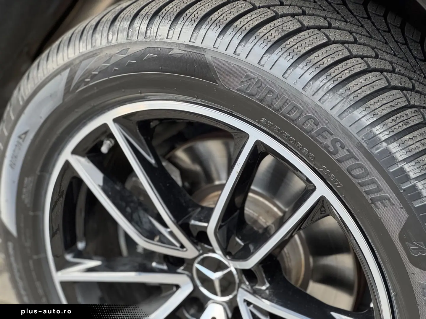 MERCEDES-BENZ G 450d AMG Multibeam Night 360 Massage Standhz