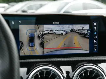 MERCEDES-BENZ A 200 d AMG