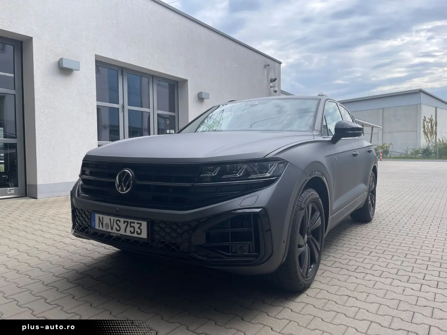 VW Touareg 4Motion R-Line Pano 5 Jahre Garantie