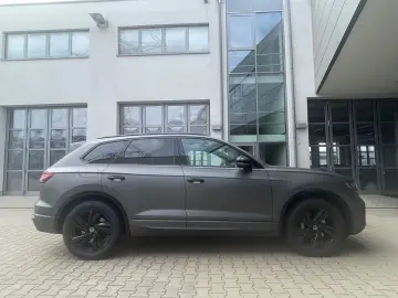 VW Touareg 4Motion R-Line Pano 5 Jahre Garantie