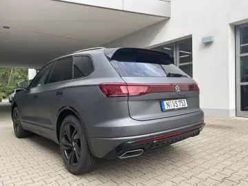 VW Touareg 4Motion R-Line Pano 5 Jahre Garantie