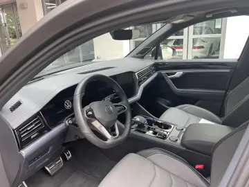 VW Touareg 4Motion R-Line Pano 5 Jahre Garantie