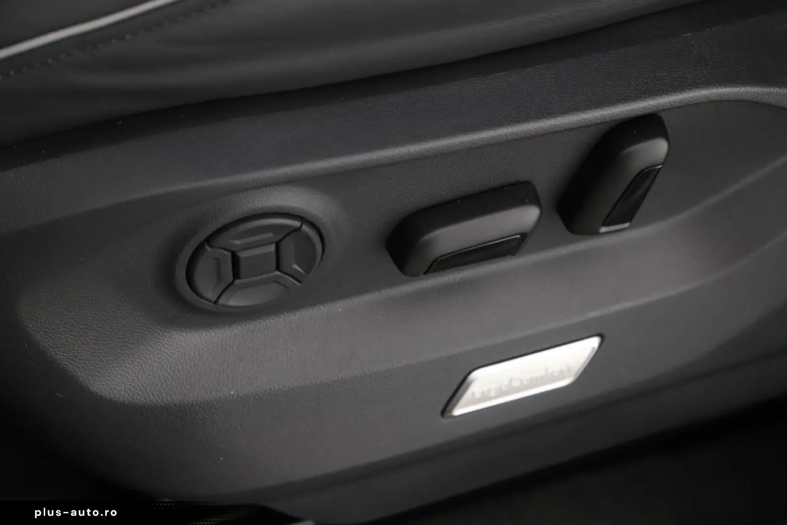 VW Touareg 3.0 TDI 4M Tip. R-Line Trailer Assist Hu