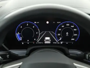 VW Touareg 3.0 TDI 4M Tip. R-Line Trailer Assist Hu