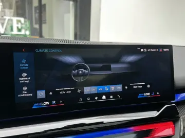 BMW M5 Limousine DA Prof PA Prof Pano B&W HuD Lhz