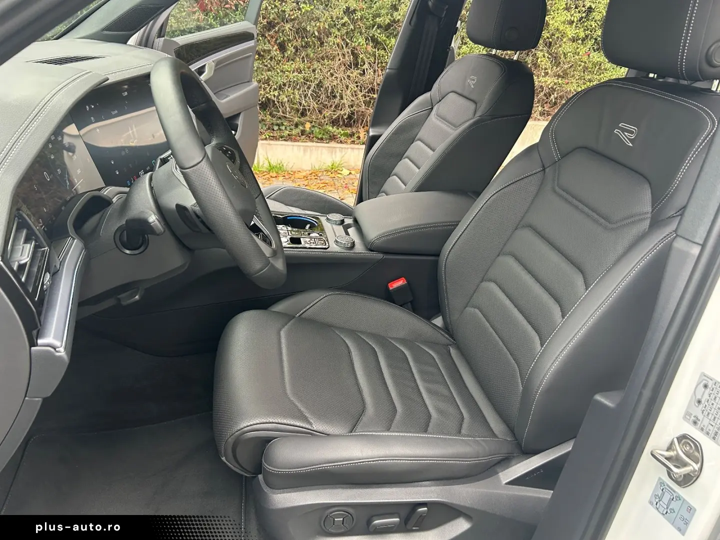 VW Touareg 3.0 4Motion R-Line K-Go 21 HuD Voll