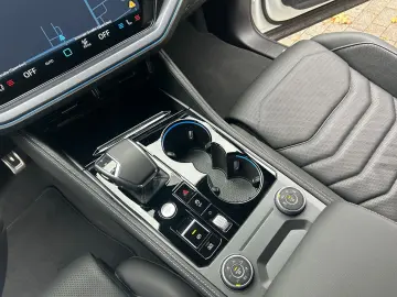 VW Touareg 3.0 4Motion R-Line K-Go 21 HuD Voll