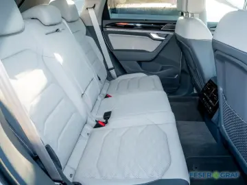 VW Touareg 3.0 V6 TDI R-Line 4Mot AHK Dynaudio Pano