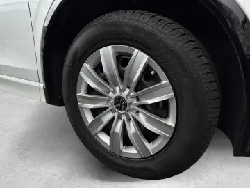 VW Tiguan R-Line 1.5 eTSI 7-DSG LED BLACK STYLE NAV