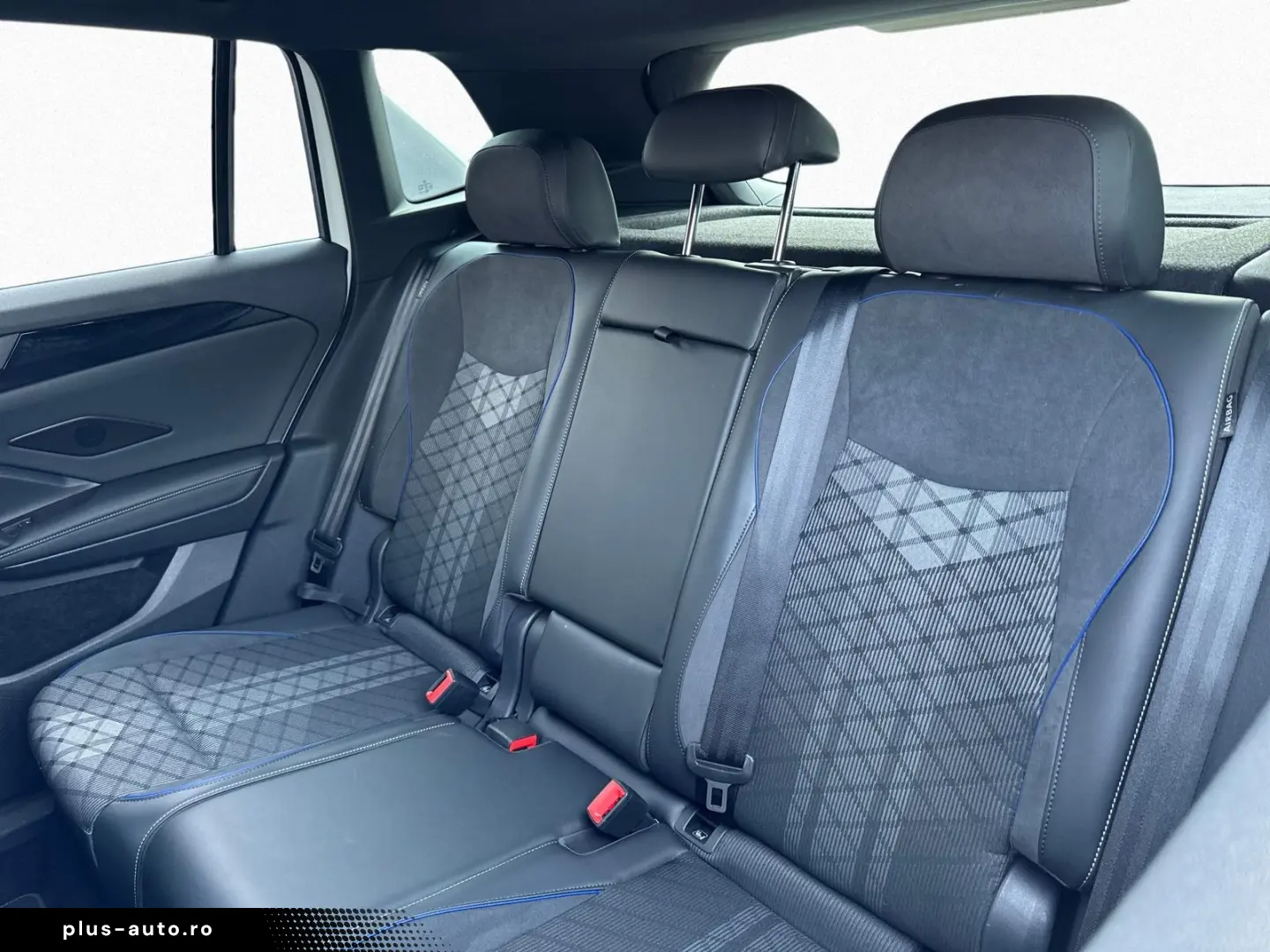 VW Tiguan R-Line 1.5 eTSI 7-DSG LED BLACK STYLE NAV