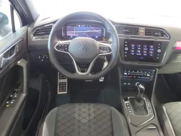 VW Tiguan R-Line 1.5 TSI 7-DSG AHK-klappbar Navi Di