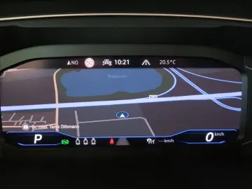 VW Tiguan R-Line 1.5 TSI 7-DSG AHK-klappbar Navi Di