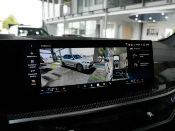 BMW X5 xDrive30d M SPORT PRO 7.Sitze 22LM AHK 2-Achs