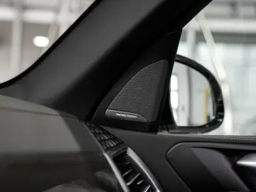 BMW X5 xDrive30d M SPORT PRO 7.Sitze 22LM AHK 2-Achs