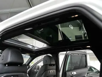 BMW X5 xDrive30d M SPORT PRO 7.Sitze 22LM AHK 2-Achs