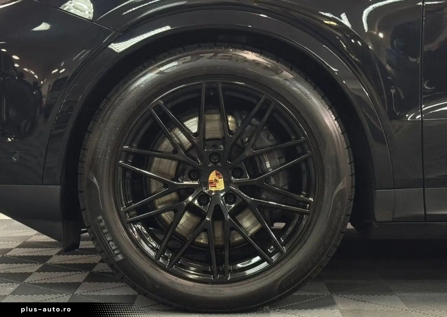 PORSCHE Cayenne E-Hybrid