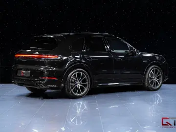 PORSCHE Cayenne E-Hyb FACELIFT 21  SportDesign Pano HD