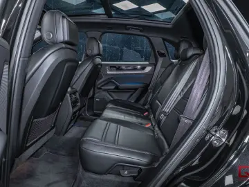 PORSCHE Cayenne E-Hyb FACELIFT 21  SportDesign Pano HD