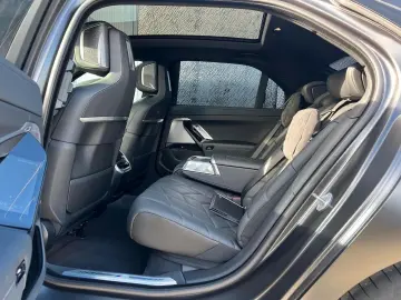 BMW 740d xDrive M-Sport