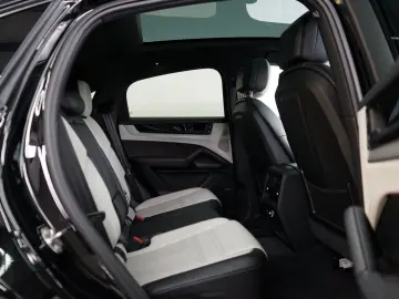 PORSCHE Cayenne Coupe S E-Hybrid P-Display HeadUp AHK