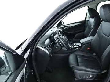 BMW X4 xDrive20i MH Laser ACC Standhzg el.Sitze NAV