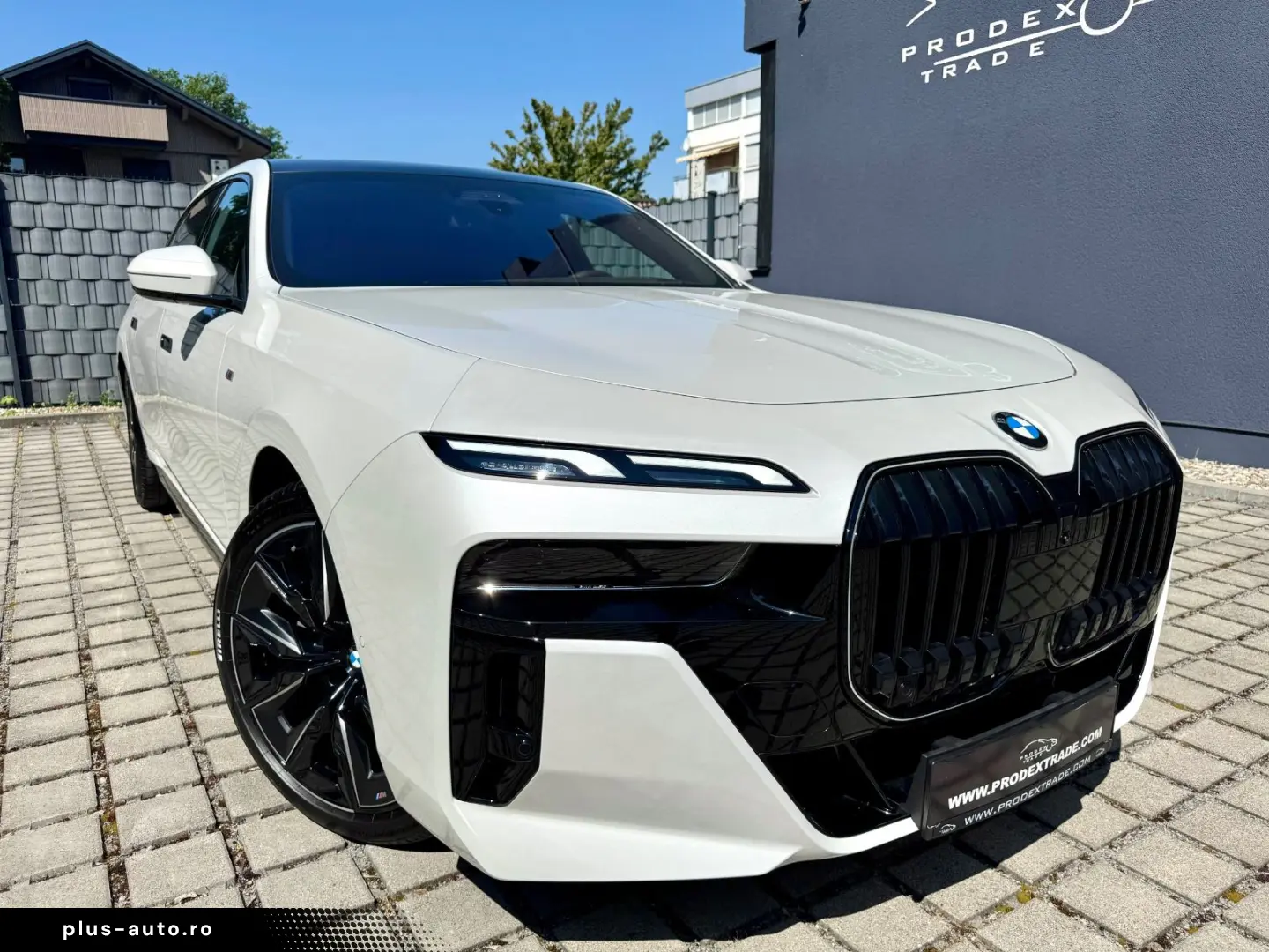 BMW 740d xD M-Sport SkyLounge TV SoftClos B&W 21Zoll