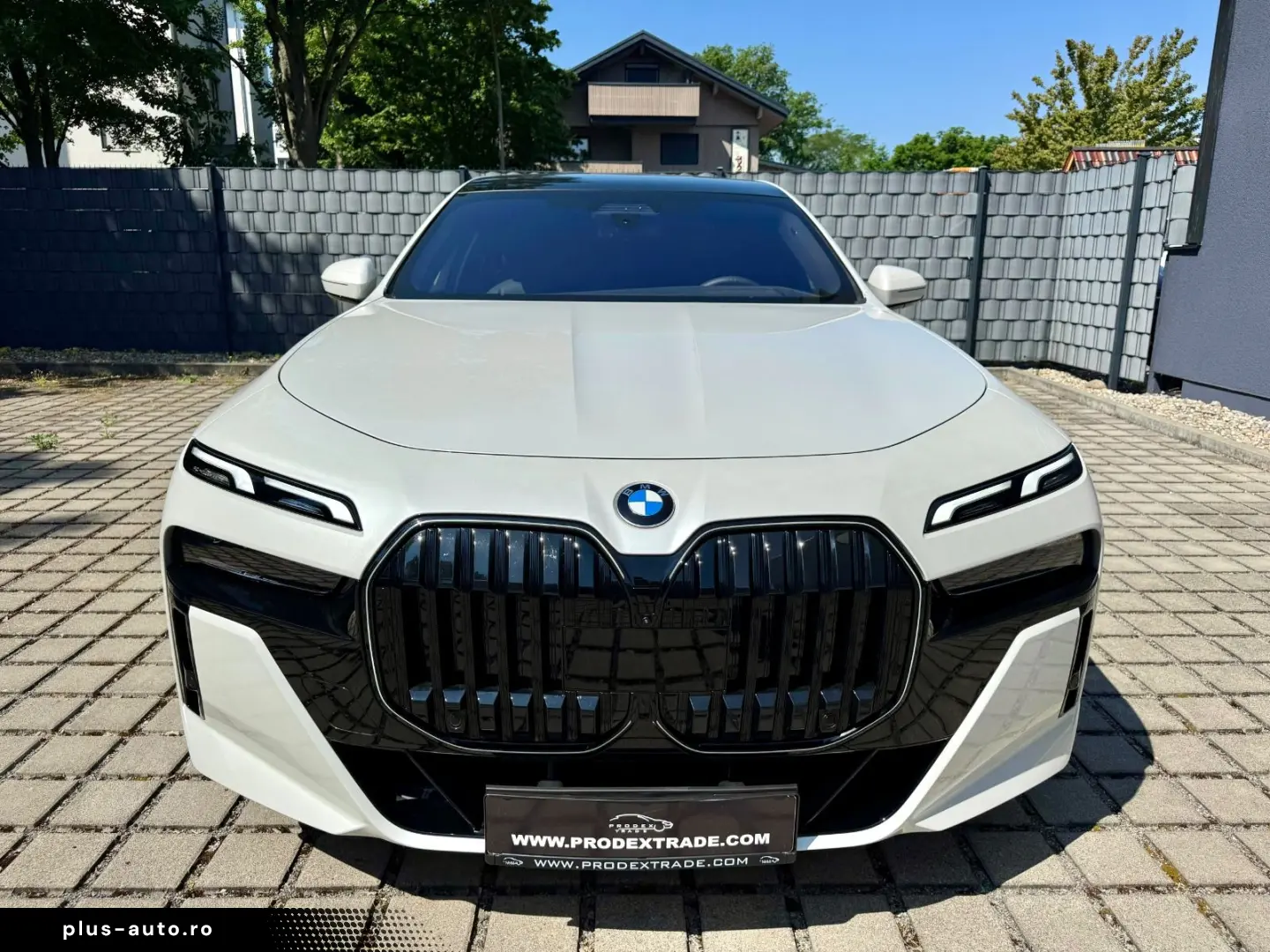 BMW 740d xD M-Sport SkyLounge TV SoftClos B&W 21Zoll