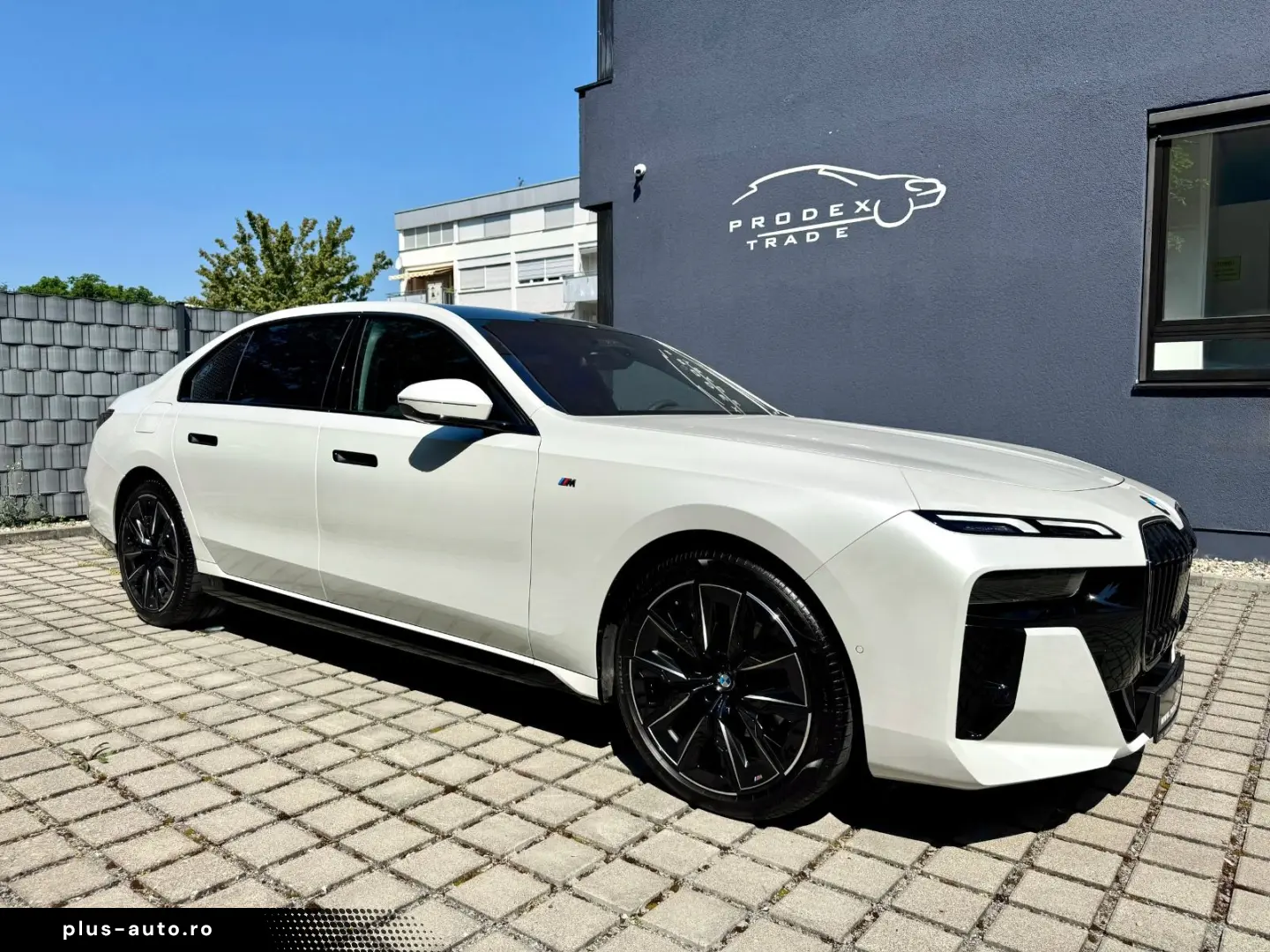 BMW 740d xD M-Sport SkyLounge TV SoftClos B&W 21Zoll