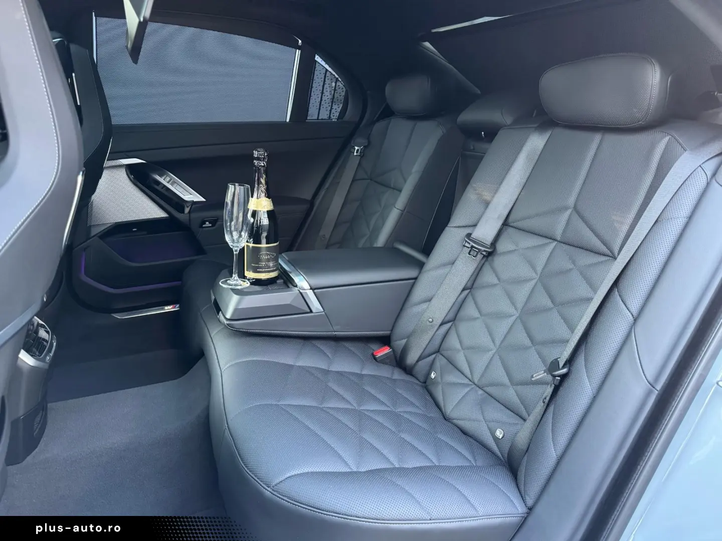 BMW 740d xD M-Sport SkyLounge TV SoftClos B&W 21Zoll