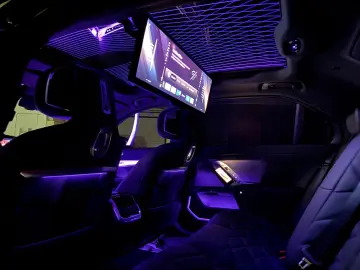 BMW 740d xD M-Sport SkyLounge TV SoftClos B&W 21Zoll