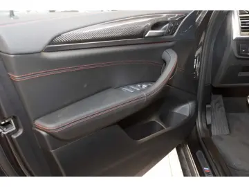 BMW X4 xDrive30dMSport AHK Panorama HUD Leder StandH