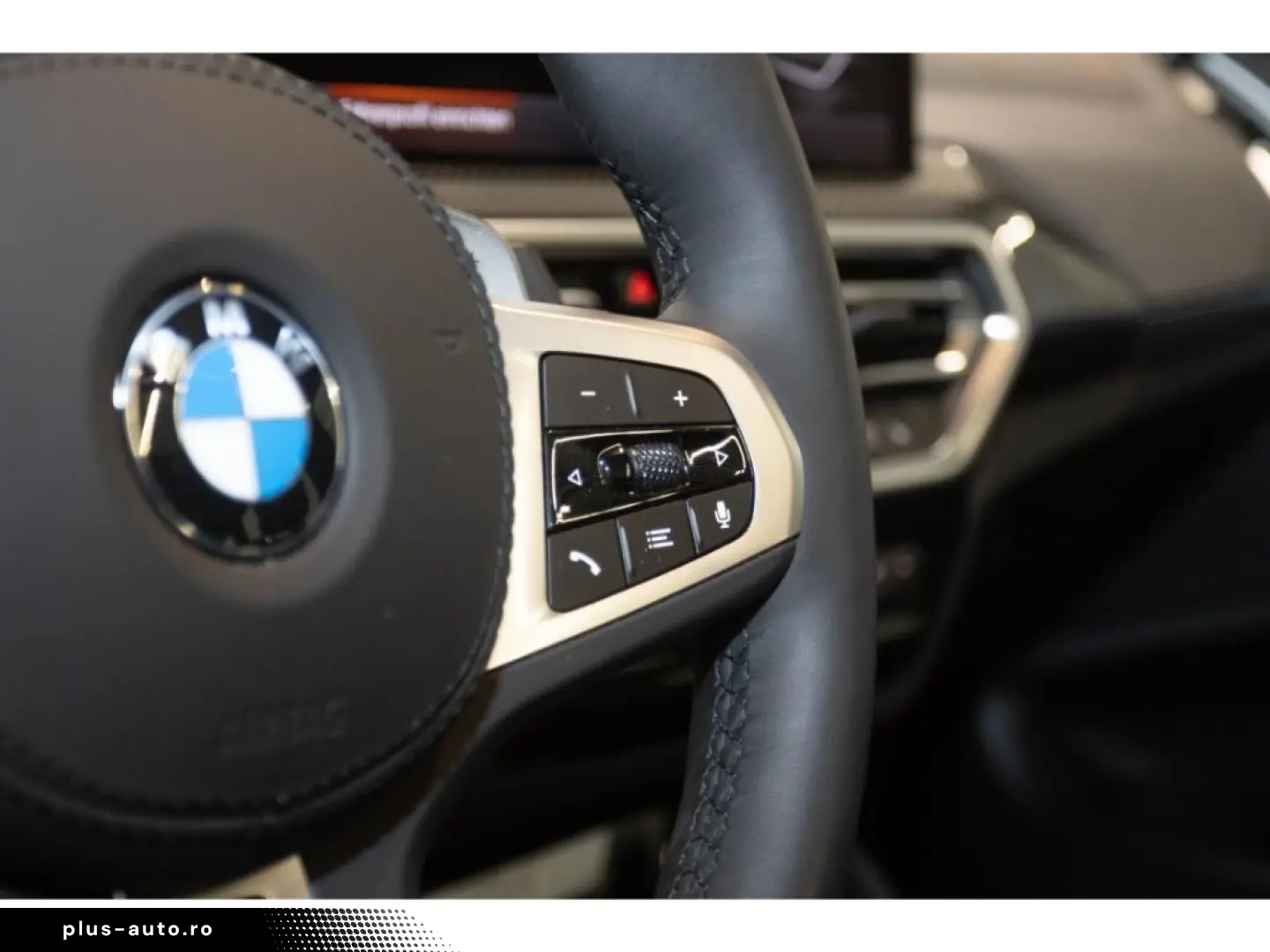 BMW X4 xDrive30dMSport AHK Panorama HUD Leder StandH