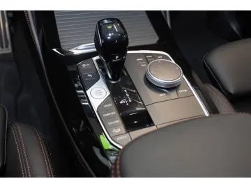 BMW X4 xDrive30dMSport AHK Panorama HUD Leder StandH