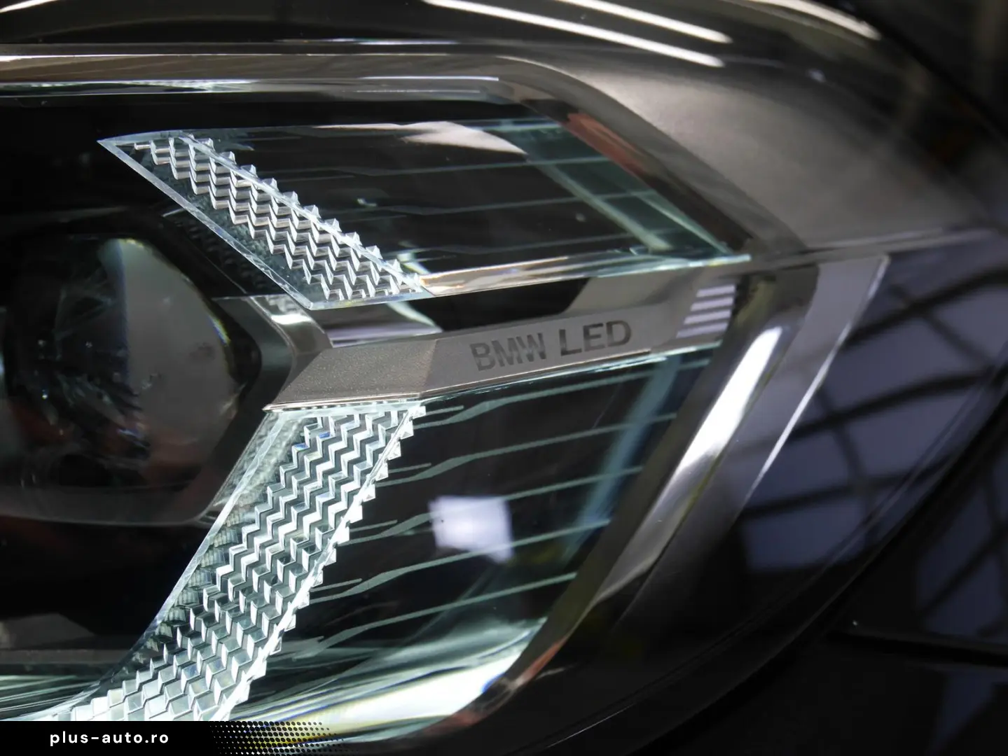 BMW X4 xDrive 20i~DAB CarPlay AdaptiveLED Ambiente