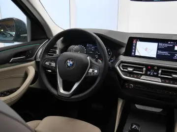 BMW X4 xDrive 20i~DAB CarPlay AdaptiveLED Ambiente