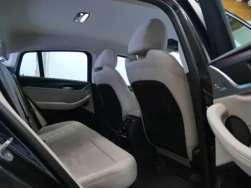 BMW X4 xDrive 20i~DAB CarPlay AdaptiveLED Ambiente