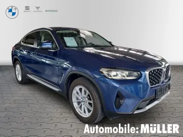 BMW X4 20i xDrive KAMERA LED ADAPT. DAB HIFI
