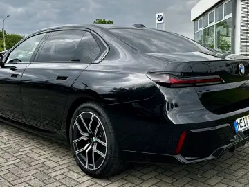 BMW 740d xDrive M SPORTPAKET PRO AHZV Innovationspak