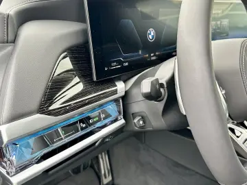 BMW 740d xDrive M SPORTPAKET PRO AHZV Innovationspak