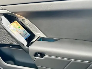 BMW 740d xDrive M SPORTPAKET PRO AHZV Innovationspak