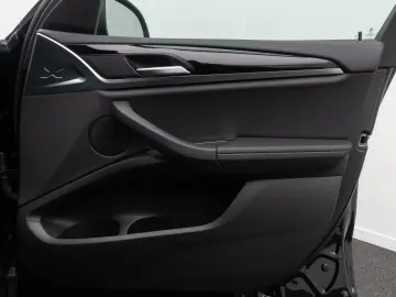 BMW X4 xD20i 360  DAB CockpitPlus WLAN LED M Sport