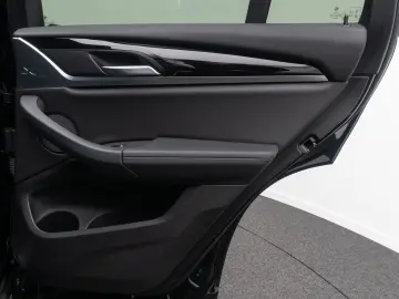 BMW X4 xD20i 360  DAB CockpitPlus WLAN LED M Sport