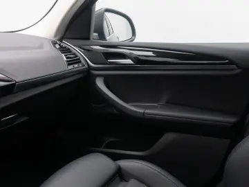 BMW X4 xD20i 360  DAB CockpitPlus WLAN LED M Sport